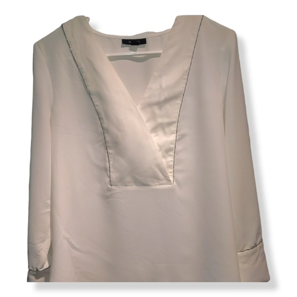 Alfani White V-neck  Blouse - Picture 1 of 7